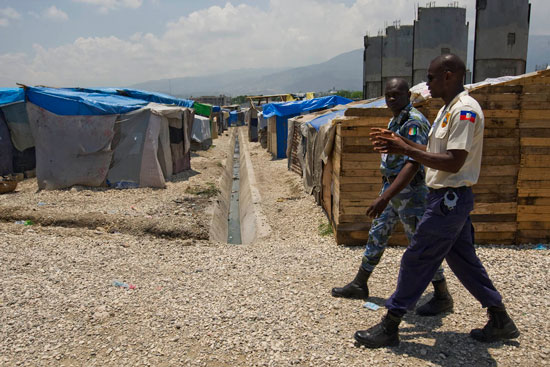 « 2012, année de la reconstruction d’Haïti »