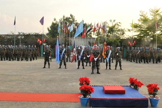 350 Casques bleus népalais décorés de la Médaille des Nations Unies