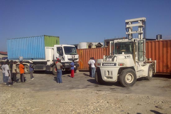 La MINUSTAH met à la disposition du marché de Tabarre 10 conteneurs
