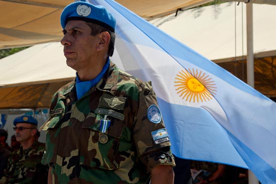 Gonaïves : 480  Casques bleus argentins décorés de la médaille des Nations Unies