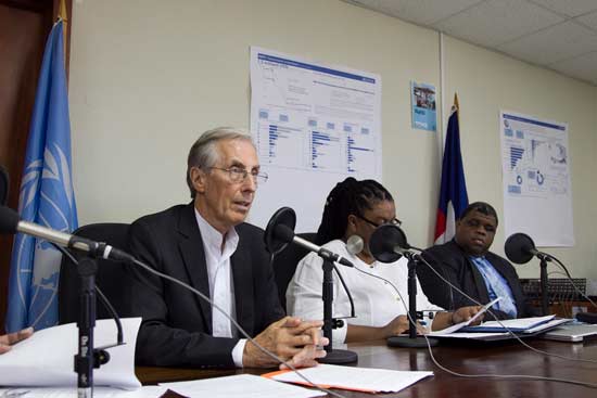 Nigel Fisher lance un appel urgent aux donateurs : il manque encore 81 millions de dollars pour répondre aux besoins humanitaires en Haïti en 2012.