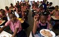 Cantines scolaires : un plat chaud par jour pour 685.000 enfants haïtiens