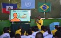 Haitians trained in first aid by MINUSTAH’s Brazilian peacekeepersLes Casques bleus brésiliens forment des citoyens aux premiers secours 